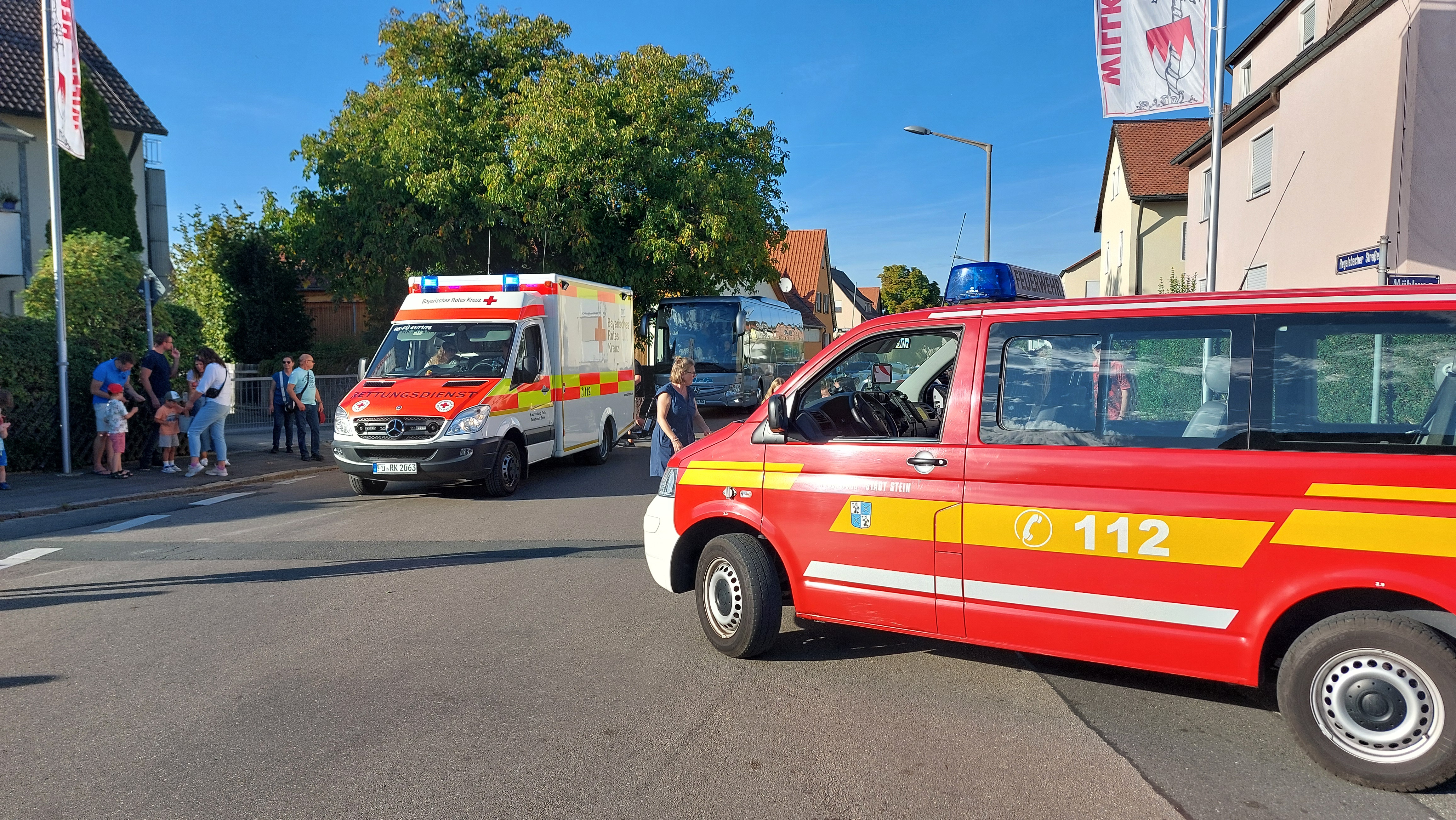 in den Farben getrennt, in der Sache vereint - Zusammenarbeit! in den Farben getrennt, in der Sache vereint - Zusammenarbeit!