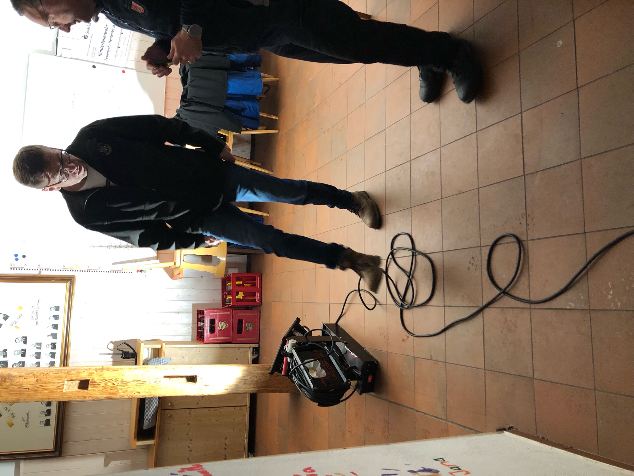 auch bei Dunkelheit muss die Notrufannahme und Arbeitsbereitschaft gewährleistet sein auch bei Dunkelheit muss die Notrufannahme und Arbeitsbereitschaft gewährleistet sein