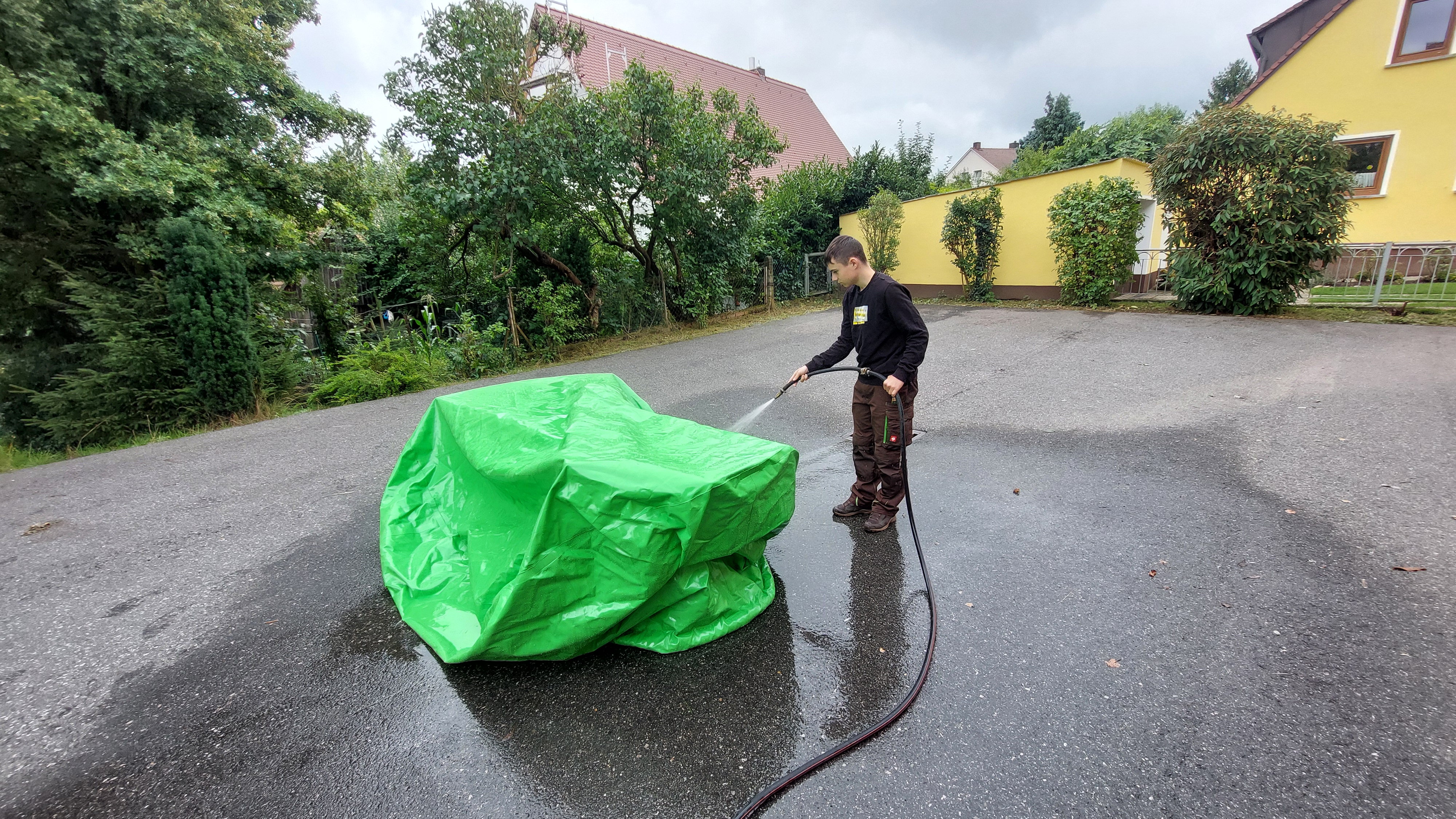 Nachbereitung und Reinigung des Faltbehälters Nachbereitung und Reinigung des Faltbehälters