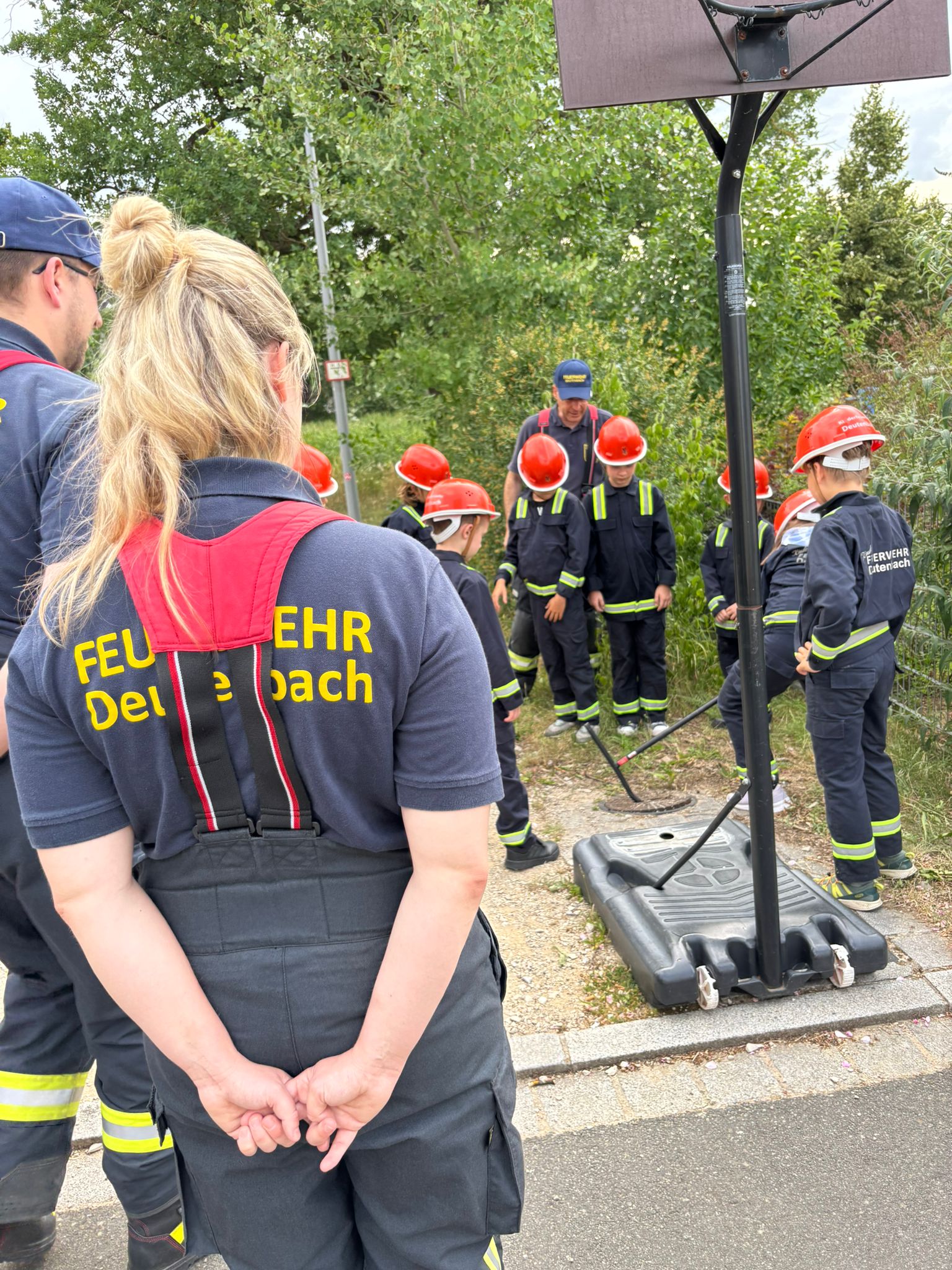 Vorbereiten des Standrohres am Unterflurhydranten Vorbereiten des Standrohres am Unterflurhydranten