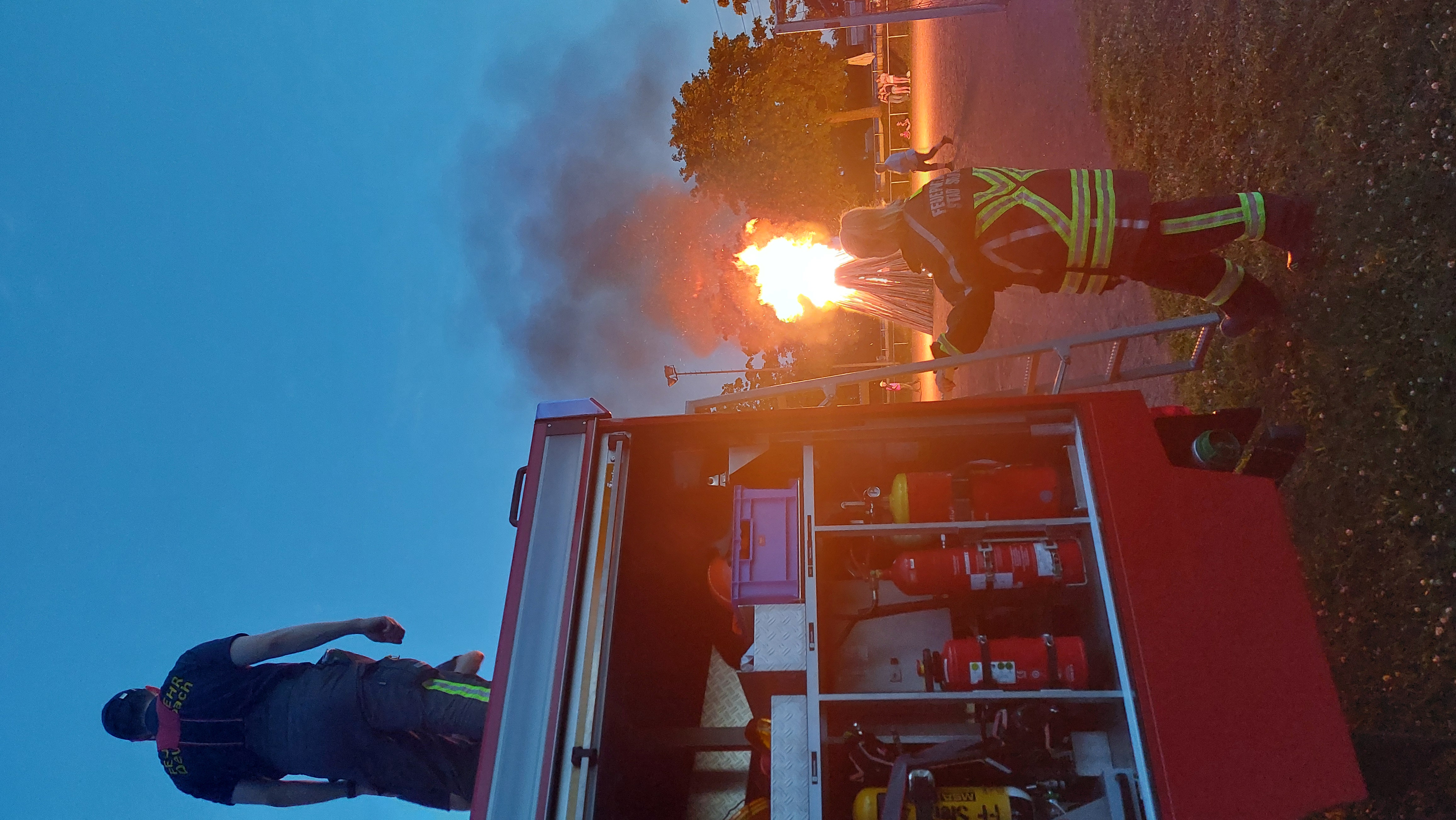 Sonnwendfeuer STV Deutenbach Sonnwendfeuer STV Deutenbach