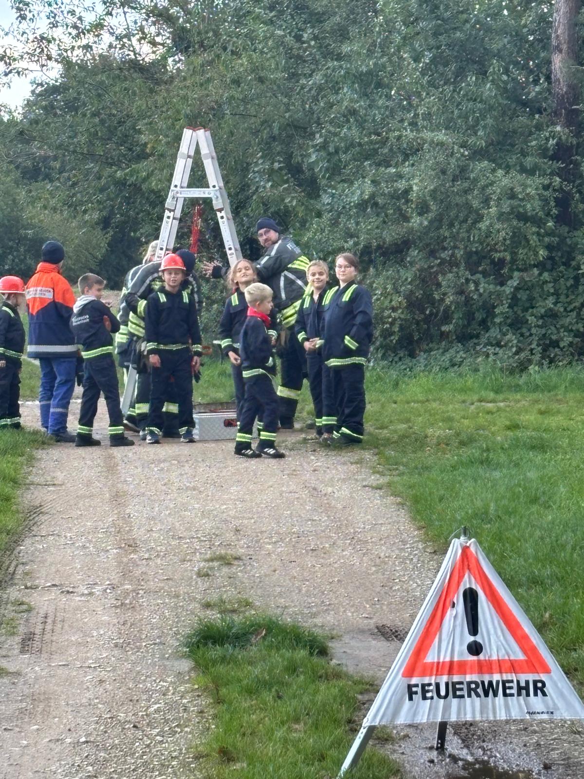 Aufbau und Absicherung der Einsatzstelle Aufbau und Absicherung der Einsatzstelle